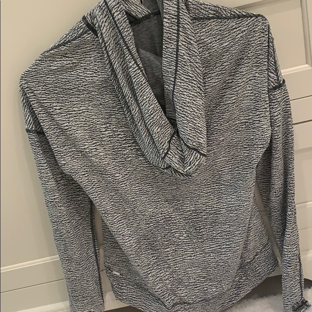 Lululemon pullover! - Picture 2 of 5